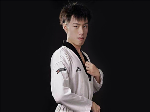 郑文浩，16电汽2，现任中山正胜跆拳道教学部组长。