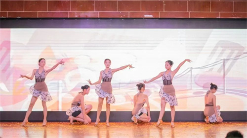 青春恰来时，我们正年华 | 我校2018级民族音乐与舞蹈专业汇演圆满举行！