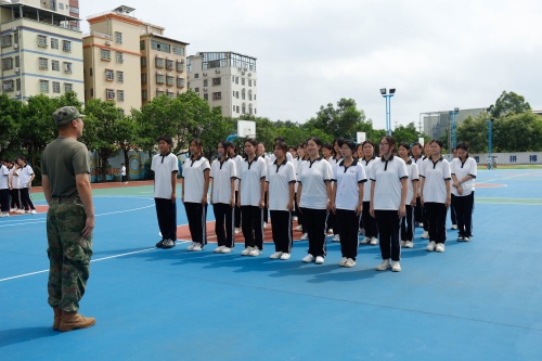 磨砺意志 绽放青春｜我校24级高技学子综合素质拓展训练热血启程！