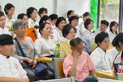 mmexport1775637728963