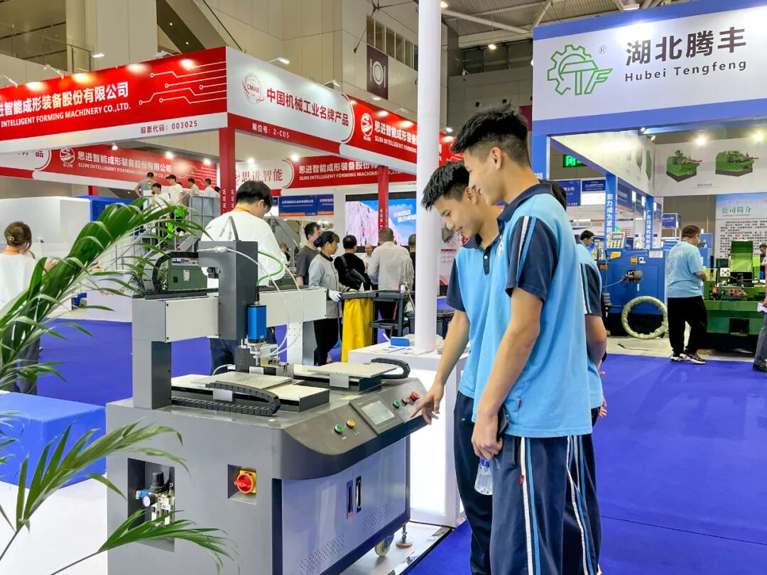 开阔视野 提升技能 助力成长 │ 我校赴深圳开展研学活动
