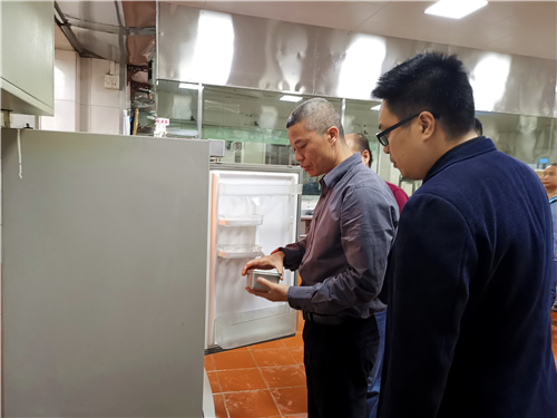 市人社局一行对我校进行专项安全检查